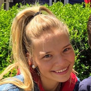 Meet your Posher, Isabella